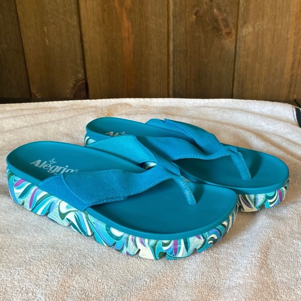 Alegria Astara I Got You Babe Teal Sandals Size 7